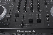 Numark Mixdeck Quad 4-Channel Universal DJ System (MIXDECKQUAD)